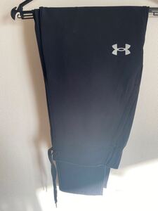 Under Armour ブラックパンツ　メンズL