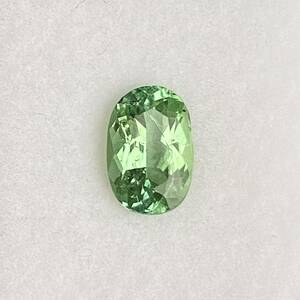 オーバル グリーントルマリン 1.26ct ルース