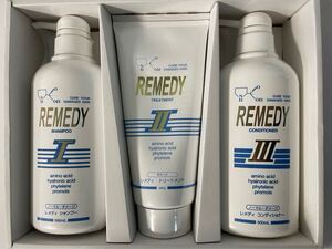 【新品未開封】【送料無料】REMEDY レメディ シャンプー 500ml コンディショナー 500ml トリートメント 280g 3本セット サンドラッグ