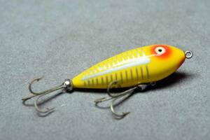 BABY ZARA SPOOK C1948 HEDDON OLD LURE PLASTIC,#635.5/8 OZ 2 7/8"