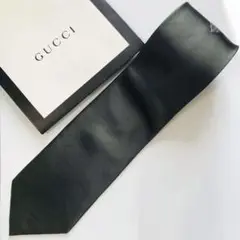 GUCCI ネクタイ グリーン無地