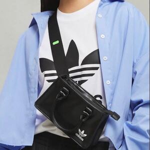 adidas Originals × KSENIASCHNAIDER Mini Waist Bag IJ7481 アディダス オリジナルス ミニ ウエストバッグ ブラック ボディバッグ ポーチ