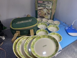 Coleman◆コールマン メラミンテーブルウェアセット 4人用 食器セット◆キャンプ アウトドア