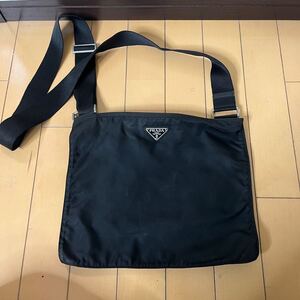 PRADA プラダ ショルダーバッグ ブラック ナイロン サコッシュ