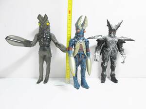 ウルトラ怪獣 シリーズ ソフビ ３体まとめ　バルタン星人 ( クリヤー )　バルタン星人 ( ベーシカルバージョン )　ネオバルタン