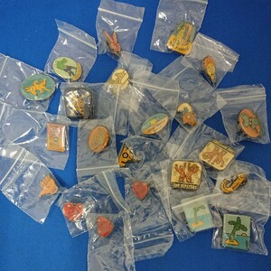 未使用保管品 Jeremy Andrew ポップアート デザイナー ピンバッジ/PINS/ピンズ 22個セット/まとめて ファッション/カルチャー コレクション