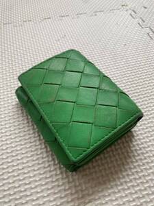 大人気！送料込み！BOTTEGA VENETA ボッテガヴェネタ イント　コンパクトウォレット　ミニ財布　三つ折り　フラップ　フラグメント