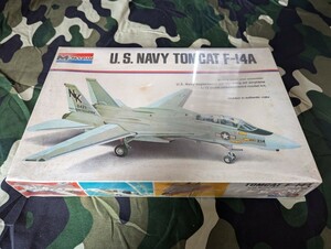 モノグラム1/72 アメリカ海軍　トムキャット　F-14A 