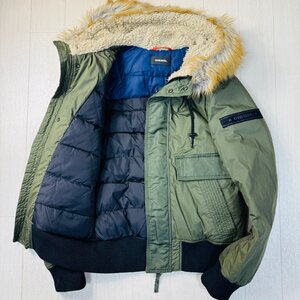 美品/L-XL相当★ディーゼル/DIESEL ジップ装飾 フードボア ファー フライトジャケット MA-1 中綿 ブルゾン 袖ロゴテープ メンズ カーキ