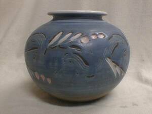 昭和レトロ　コバルト 青釉模様　16x19cm　陶磁器製飾り花瓶置物