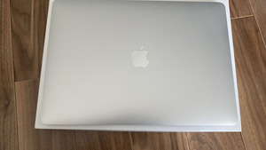 Apple MacBook Pro 13インチ (Mid 2017) シルバー Core i5 (2.3G) 16G/512G (SSD) 