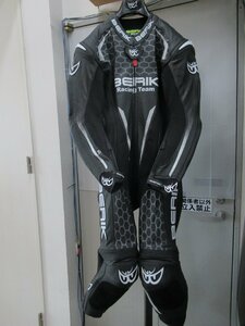 ベリック　MFJ公認　レーシングスーツ　黒/白　サイズ52