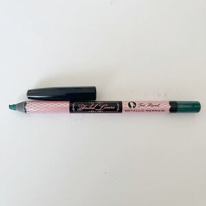 Too Faced・メタリックアアイライナー・アイライナーペンシル・ペンシルアイライナー・メタリックグリーン系