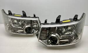 三菱 デリカD:5 / D5 CV5W CV1W CV2W CV4W 純正 HID ヘッドライト 左右セット バラスト バーナー付 KOITO 100-87918 (D91)