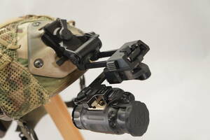 デッドストック品 BAE Oasys Skeet IR COTI サーマル 単眼マウント ACME社製 (Trijicon Leupold PVS PSQ ATPIAL peq15 wilcox surefire)