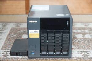 QNAP TS-453A 4ベイ NAS（Intel Quad-Core Celeronモデル）中古 QTS5.2