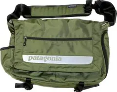 Patagonia ショルダーバッグ オリーブグリーン 中型　クリスタルマグ