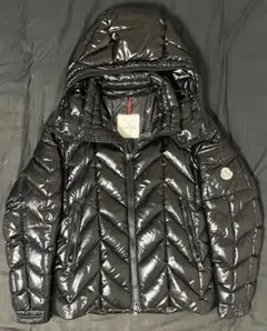 moncler berriat モンクレール　ベリア　ダウンジャケット