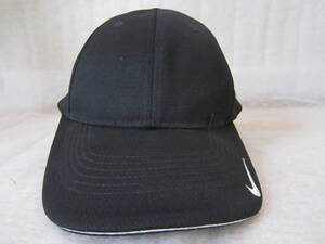 ナイキ　キャップ　Nike Dri-FIT Mesh Swoosh Flex Mens Sandwich Cap [333115-010] 　黒白　　S/M　53～56㎝　　ok2411D