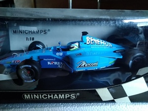 PMA 1/18 BENETTON RENAULT SHOWCAR NO7 G.Fisichella 2001