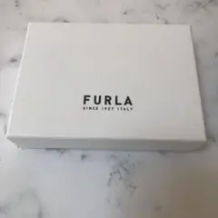 フルラ　FURLA 箱　空き箱