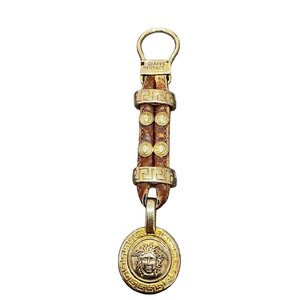 GIANNI VERSACE ヴェルサーチ　キーホルダー　キーリング　アクセサリー　 TY ABD2