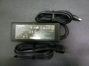 中古 TOSHIBA パソコン PC ACアダプター ADP-60FB 差込外径: 6.5mm 入力: 100/240V 128-168VA 出力: 15V/4A コンセント: 2極 管理No.05723