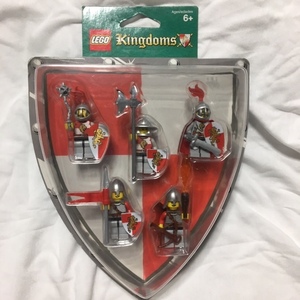 レゴ LEGO ☆ お城シリーズ Castle ナイトキングダム ☆ ライオン ナイト バトルパック Lion Knights Battle Pack ☆ 未開封 ☆ 2010年製品