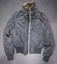 #694. PEUTEREY GOOSE DOWN BLOUSON