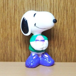 スヌーピー　フィギュア　PVC　イースター　たまご　うさぎ　靴　パープル　エッグ　SNOOPY　ピーナッツ　アメトイ