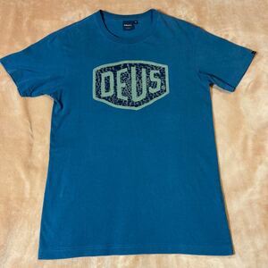 デウス DEUS 半袖ロゴTシャツ グレー系カーキ サイズXS 古着