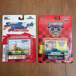 Racing Champions レーシング チャンピオン Presspass NASCAR スーパートラック 1/64 ミニカー 2台 ナスカー アメ車 レースカー Ford