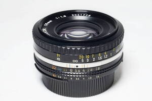 Ai-S Nikkor ニコン 50mm F1.8 単焦点 パンケーキ レンズ 中古品 ( フィルム カメラ オールドレンズ 