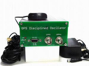 ♪ [ホールドオーバー機能搭載] GPSDO 10MHz 基準発振器 GPS同期発振器 1PPS マスター・クロック / 最大7出力まで増設可能 (75Ωも可)