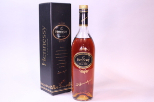 p-2566 未開栓古酒　HENNESSY　ヘネシー　金キャップ　BRAS DOR　プラスドール 　コニャック　ブランデー　700ｍL　