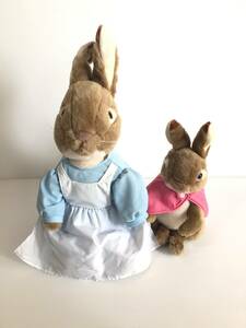 Y439 PETER RABBIT/ピーターラビット　ぬいぐるみ　2点セット　ミセスラビット/母　モプシー/妹　コレクション　人形　グッズ