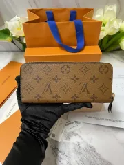 【雷市場（ポンジャン）商品韓国直送】 Louis Vuitton(ルイヴィトン) クレマンス 長財布 ほぼ新品