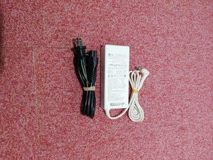 LG AC ADAPTER ADS-110CL-19-3 190110G 19V~5.79A 外径約6.4mm 内径約4.2mm 動作保証 センターピンあり