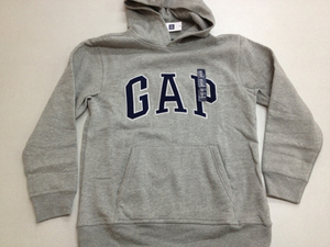 ■ＧＡＰ■新品■150■グレー■裏起毛ロゴパーカー■最近店頭では定番商品がなかなか入ってきません■4-3