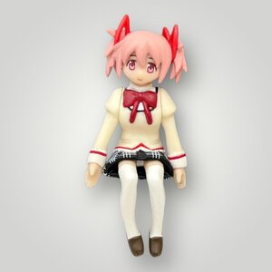 ＜美品＞座るまどか 「魔法少女まどか☆マギカ コップのフチのまどか☆マギカ」フィギュア★サイズ約５cm〈K2-2