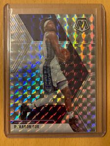 2019-20 Panini Mosaic Silver Prizm DeAaron Fox #10, Sacramento Kings