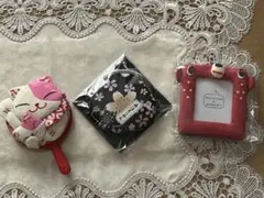 桜の花、丹後ちりめんがま口& ピンクの猫の手鏡&フォトフレーム