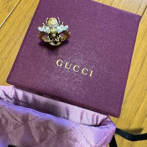 ●GucciグッチBEE型リング指輪