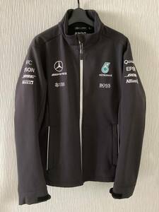 HUGO BOSS メルセデスベンツ　AMG PETPONAS FORMULA ONE TEAM 長袖裏起毛ジップアップ　ジャケット　MサイズUBS PETRONAS メルセデスAMG 