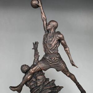 Jordan no.23ダンクシティチャクラゴブルバニオンセンター樹脂像手作り装飾サイズ: 30cm