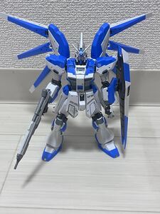 【組立済・部分塗装・墨入れ】 HG 1/144 Hi-νガンダム ガンプラ ベルトーチカチルドレン