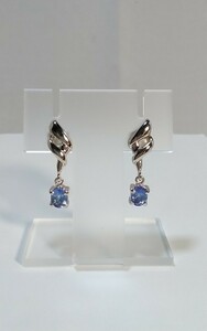 Ptタンザナイトピアス！TZ0.56ct.。