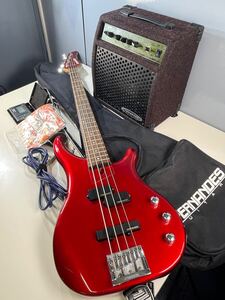 ★Fernandes エレキベース レッド系 (型番不明) アンプ BS-15(通電のみ確認) STRINGS 弦(BSS-2000MH) 他付属品有り 現状品 中古品 管理L712