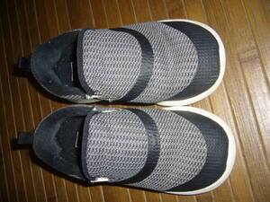 780-87♂：VANS　バンズ 子供靴 　キッズ ベビー　スニーカー　スリッポン　size.16　色.グレー　