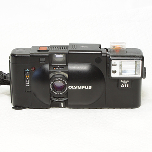 OLYMPUS XA A11